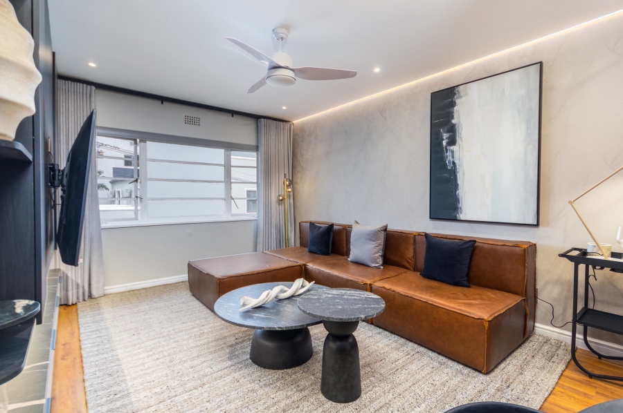 To Let 2 Bedroom Property for Rent in Green Point Western Cape